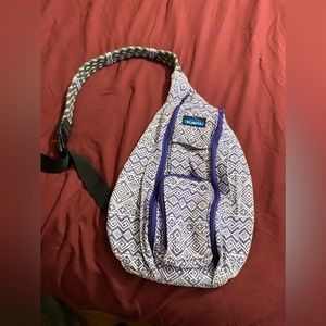 KAVU sling purse